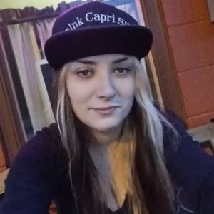 Meet your Posher, Charissa